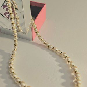 VINTAGE NAPIER OFF-WHITE FAUX PEARLS WITH GOLDTONE BEADS BETWEEN PEARLS..